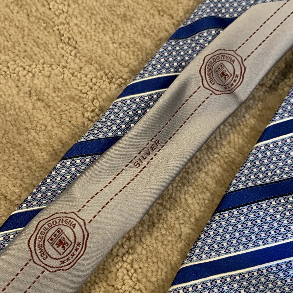 Ermenegildo Zegna Silk Tie - Picture 3 of 8